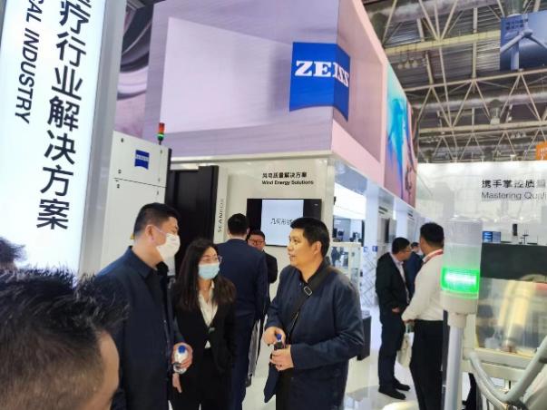 C:\Users\X1CARB~1\AppData\Local\Temp\WeChat Files\e9e75b444e31820a6fbe48e0ffca344.jpg